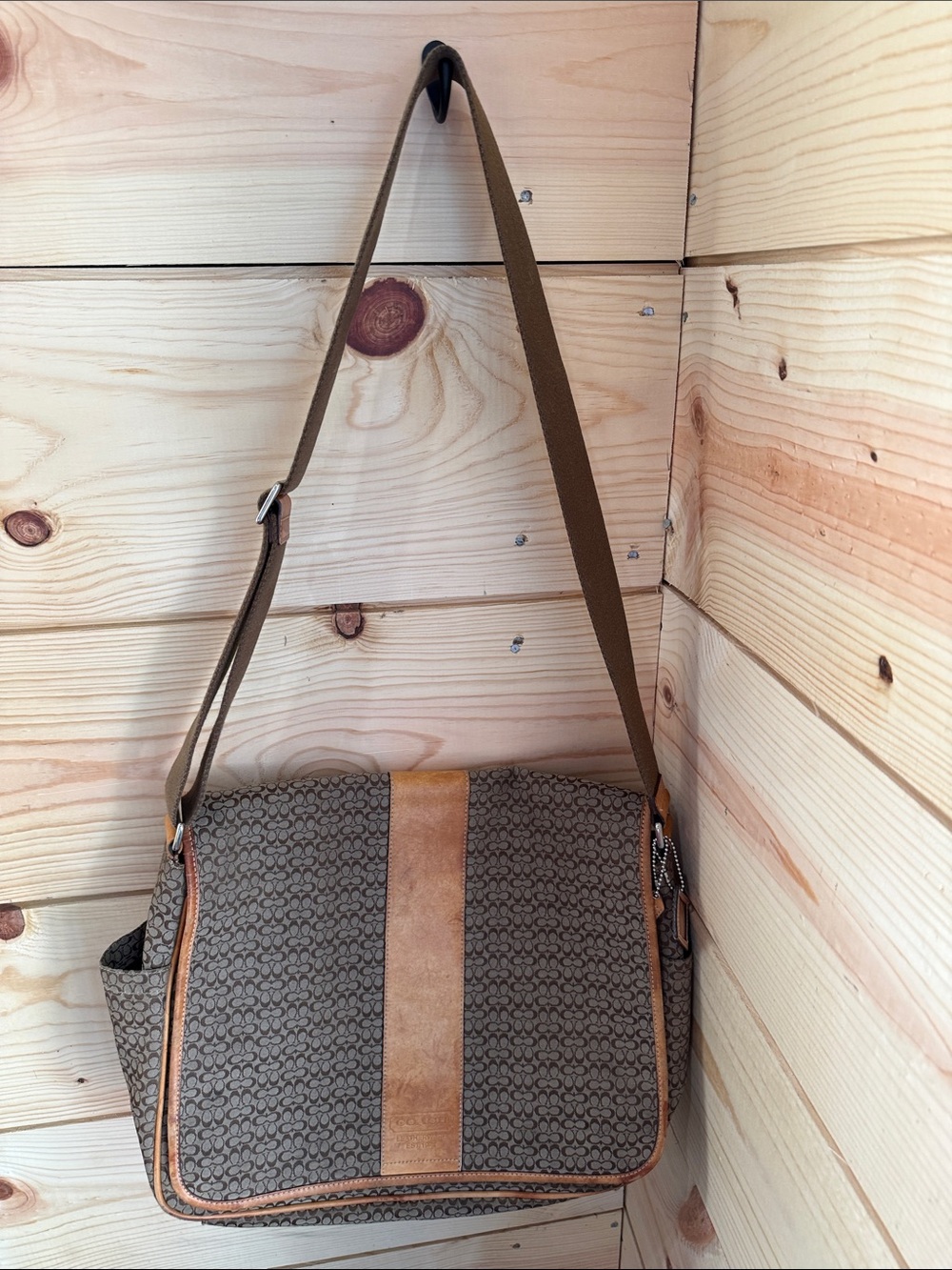 Vintage Authentic Coach signature Hudson bage